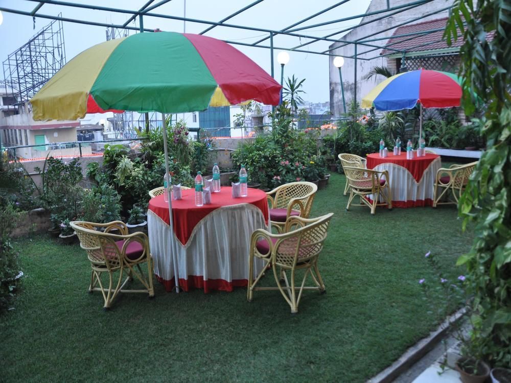 Oyo Premium Railway Station Patna Hotel Patna  Ngoại thất bức ảnh